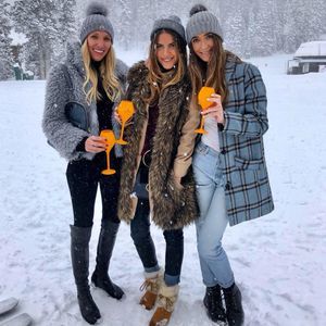 Meet your Posher, Ari